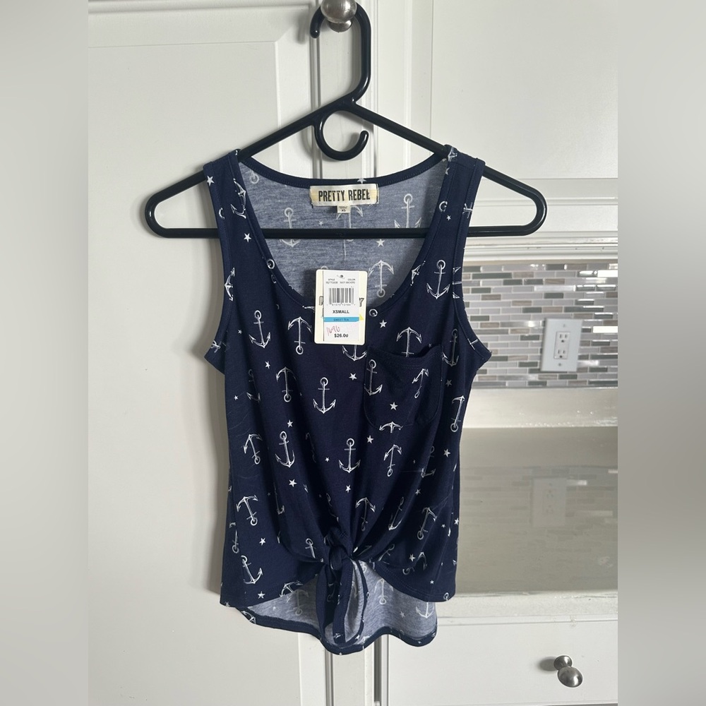 XS shirt New without tags tags